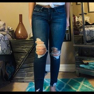 Hollister skinny low rise ripped jeans!
